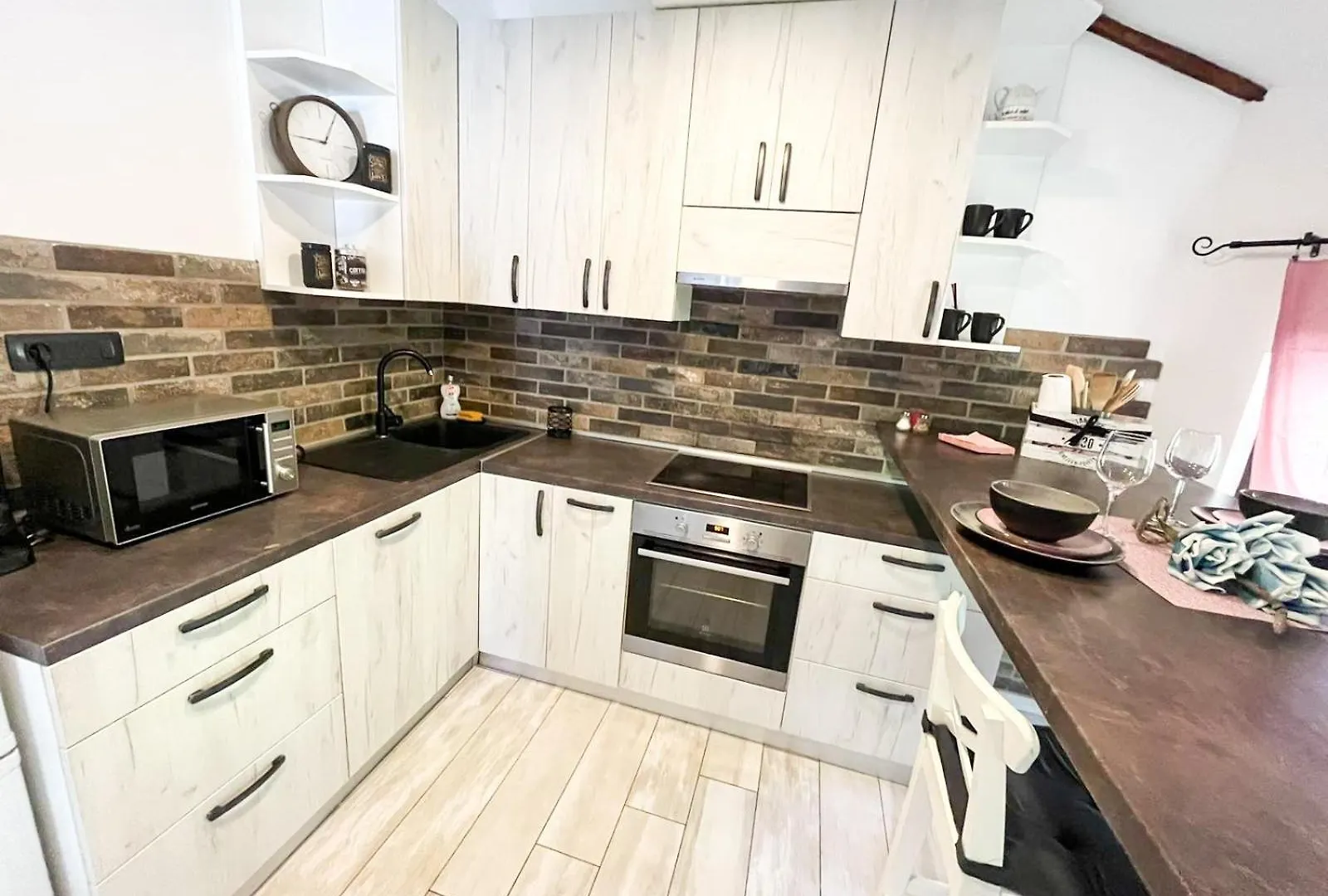 Apartman Lida Marcelji 0*,  Croatia